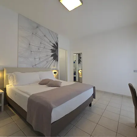 Lux Hotell